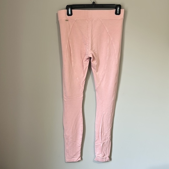 UGG Pink Ultra Soft Watts Paneled
Knit Pant Legging Soft Comfy  Sz S - Picture 4 of 11